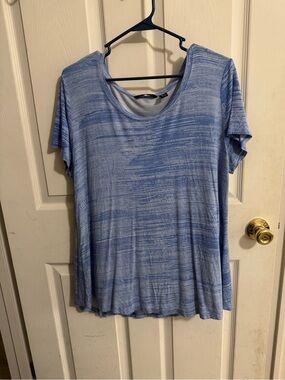 H by Halston Light Blue Striped Women's Short Sleeve Tee